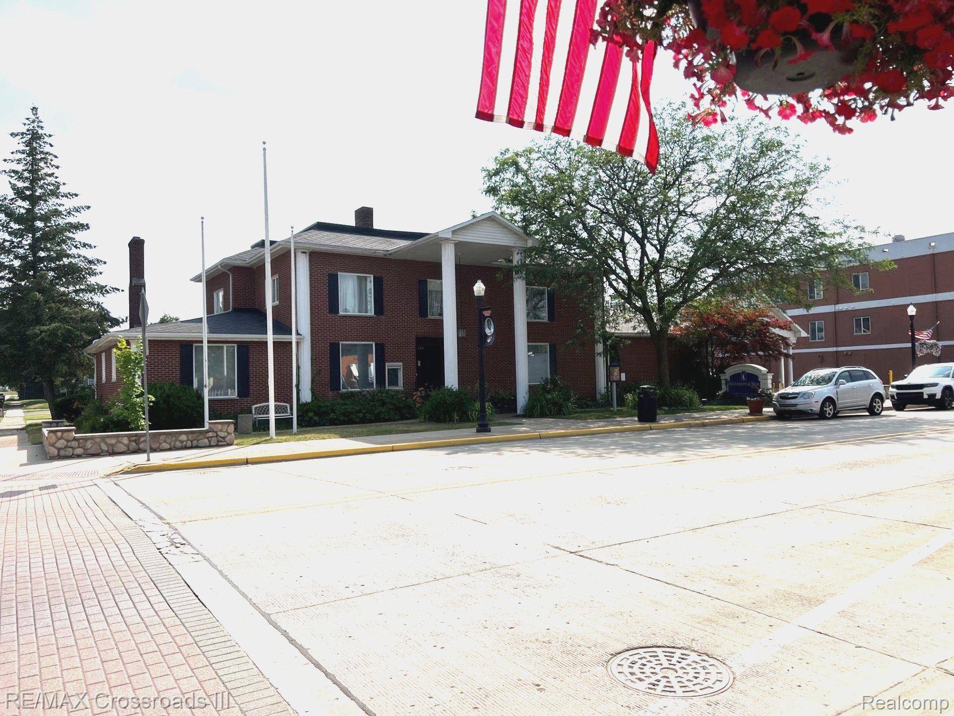 Belleville, MI 48111,209 MAIN ST