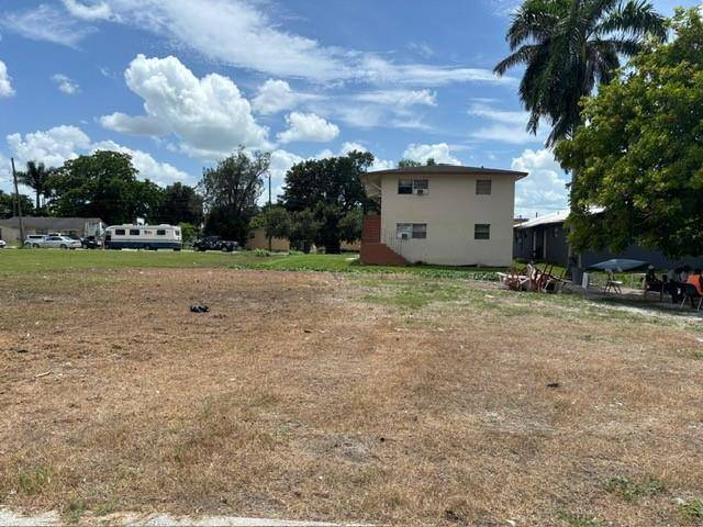 Belle Glade, FL 33430,724 SW Avenue B Ave