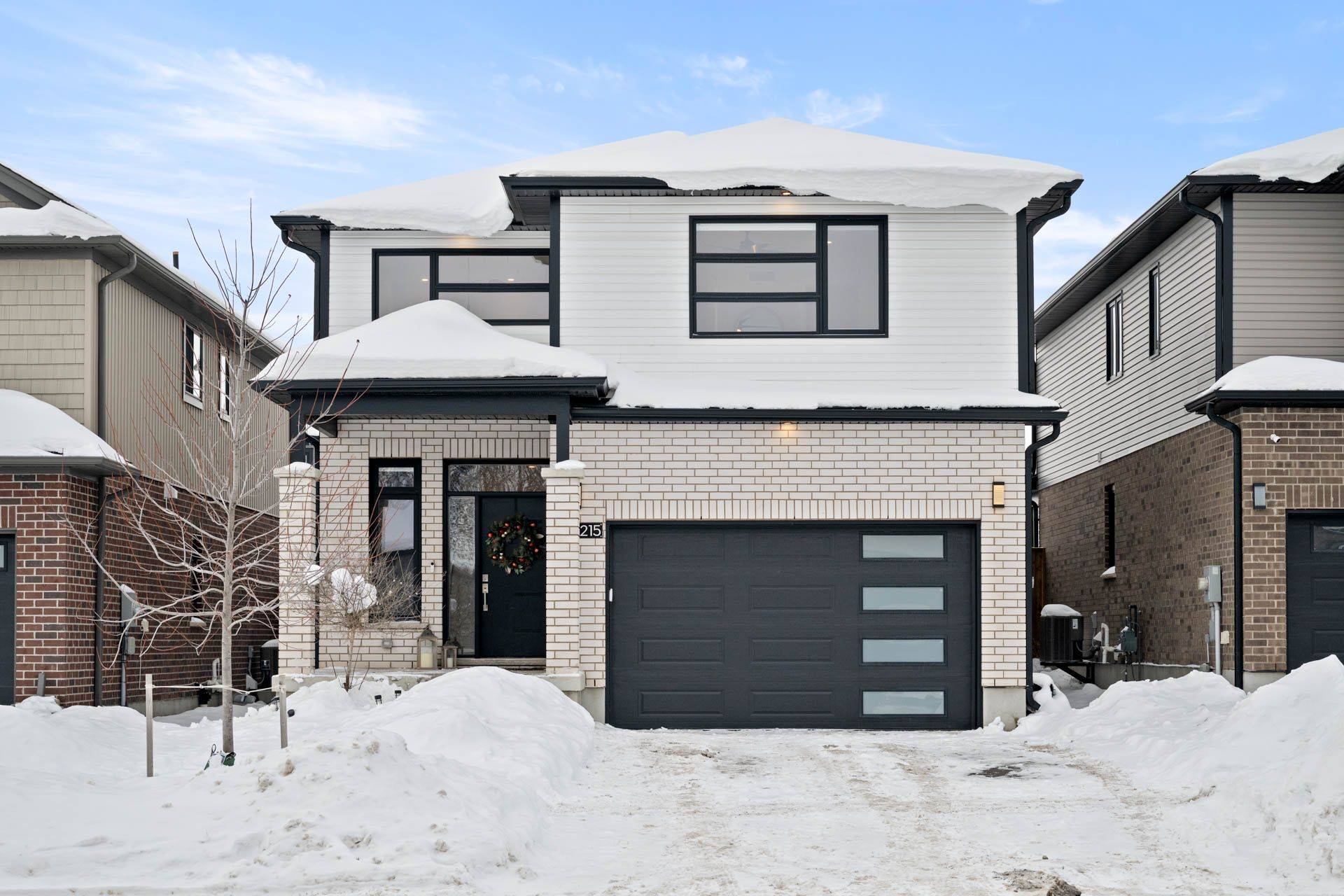 Waterloo, ON N3B 0C5,215 Timber Trail RD