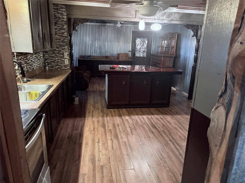 Vivian, LA 71082,9420 Hosston Road