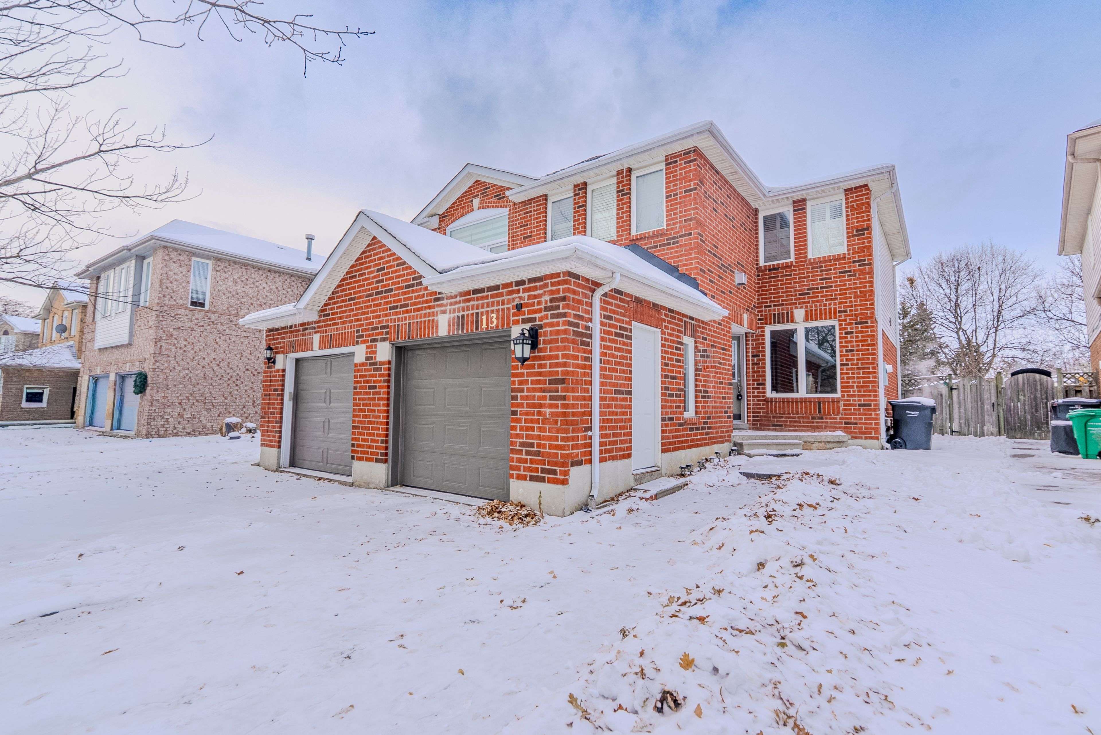 Brampton, ON L6Z 4S8,13 Southwell PL