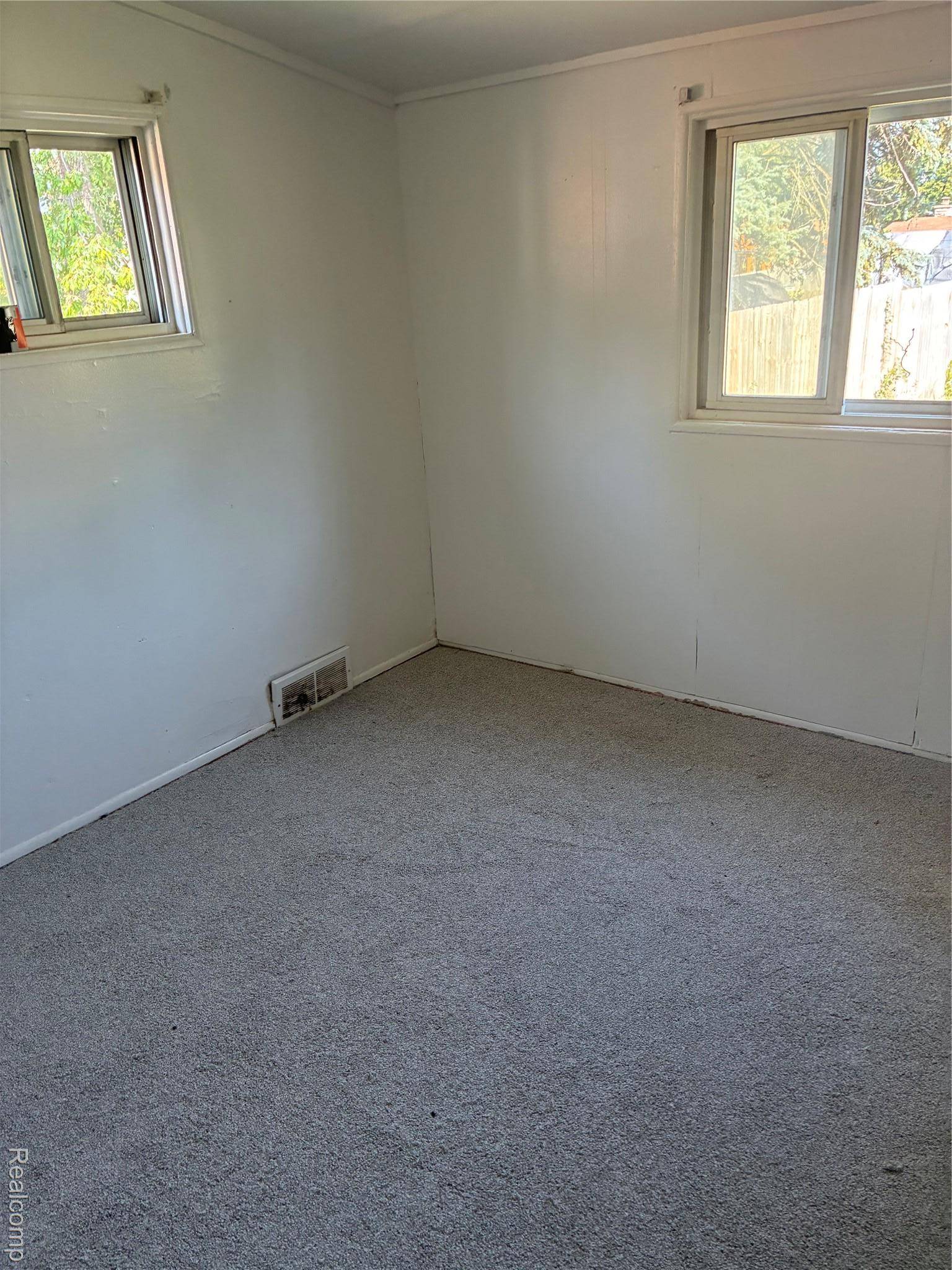 Pontiac, MI 48342,422 Kuhn ST