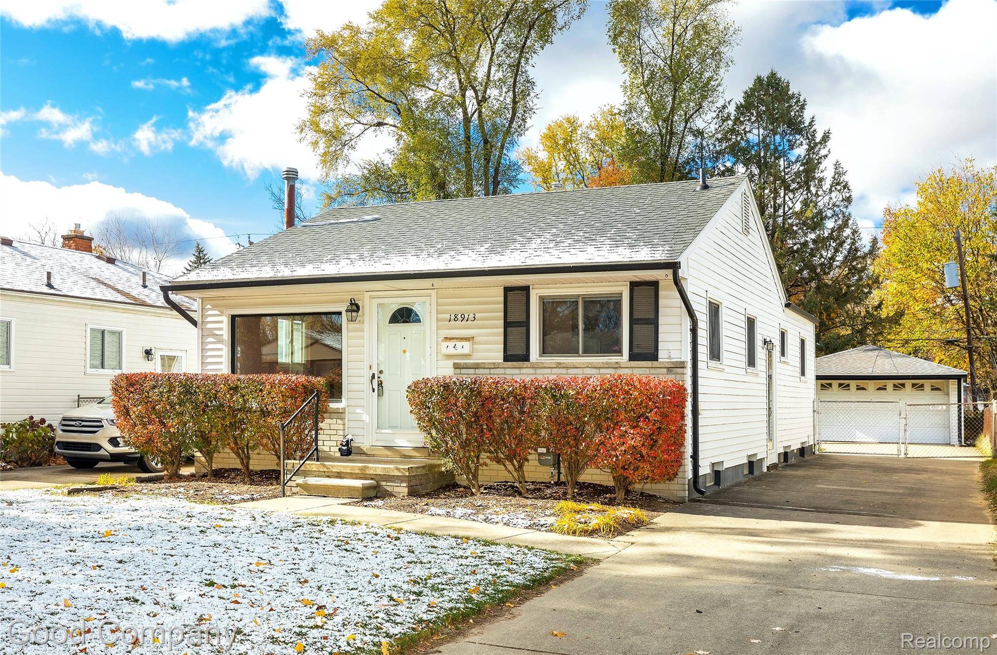 Livonia, MI 48152,18913 Gillman ST