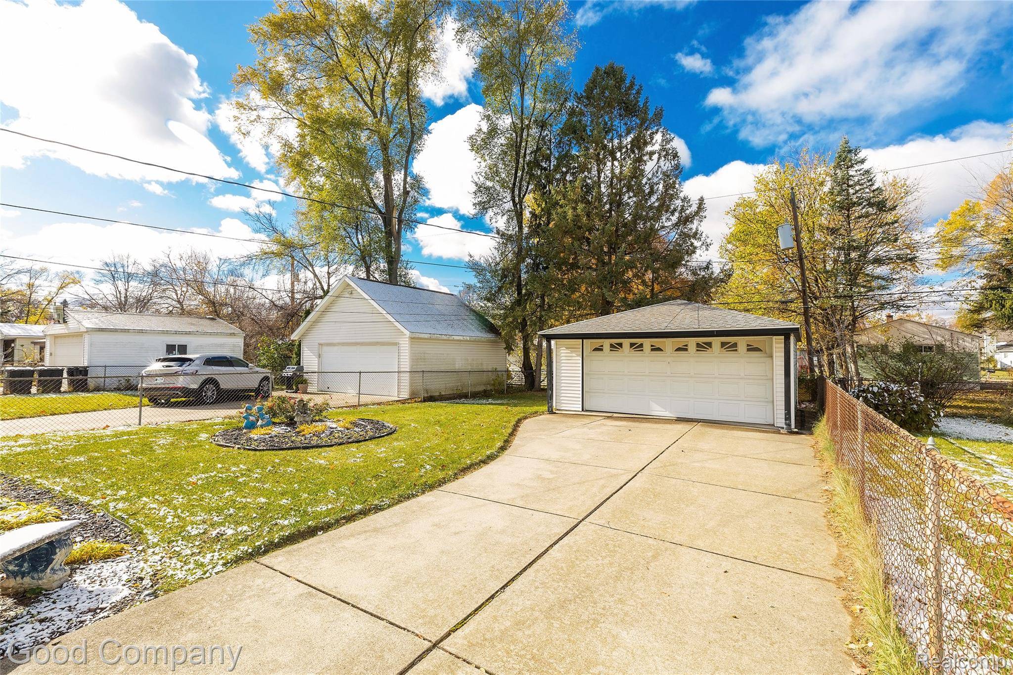 Livonia, MI 48152,18913 Gillman ST