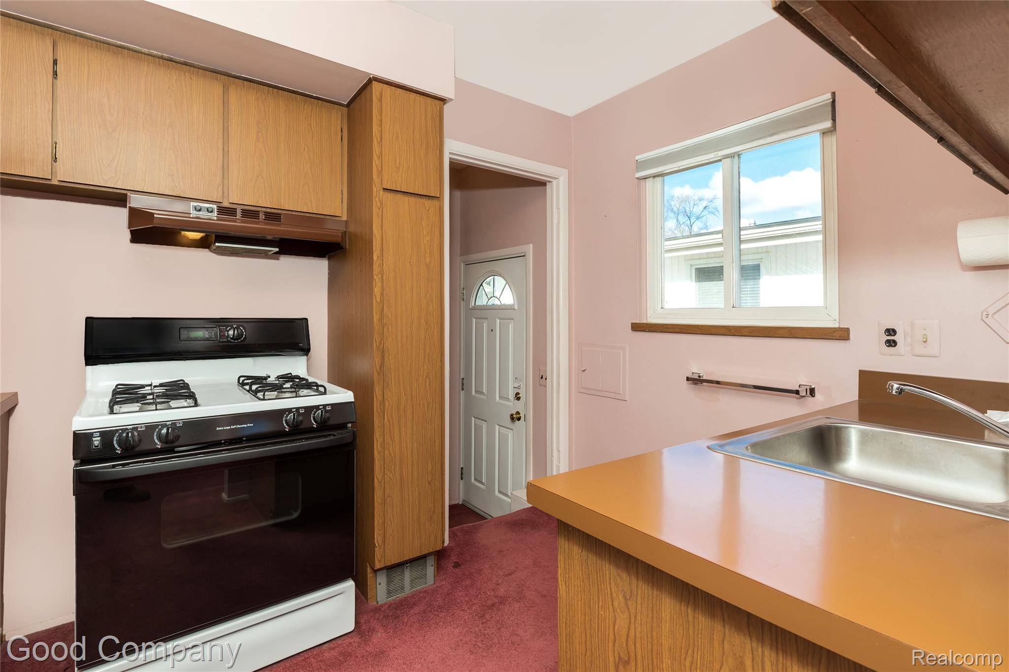 Livonia, MI 48152,18913 Gillman ST