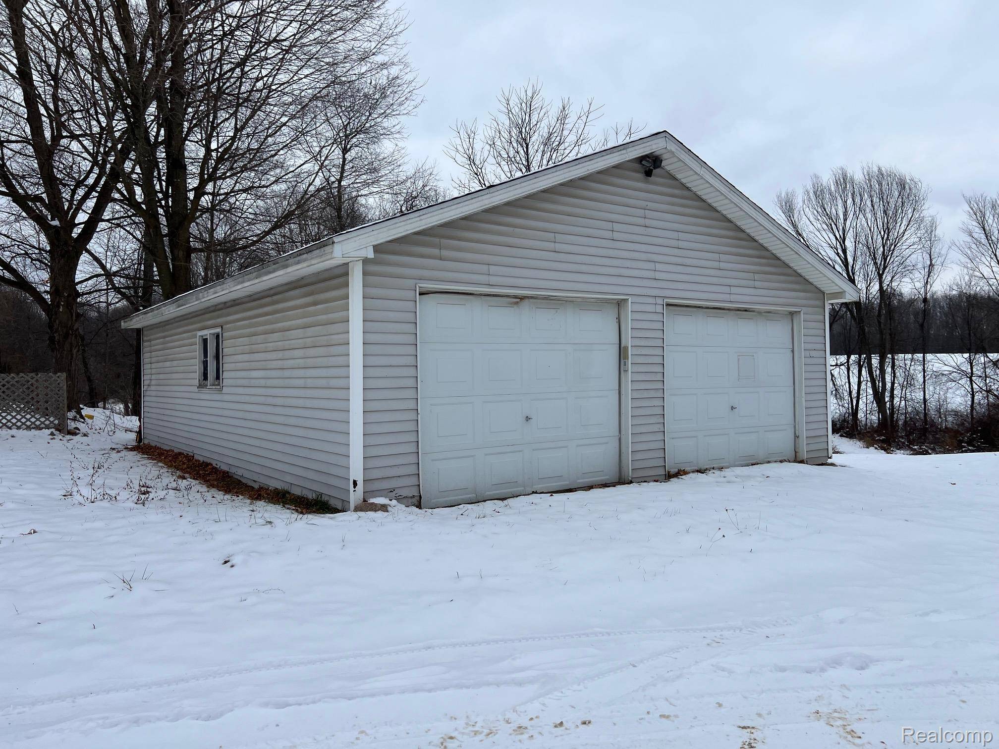 Lapeer, MI 48446,2581 Carpenter RD