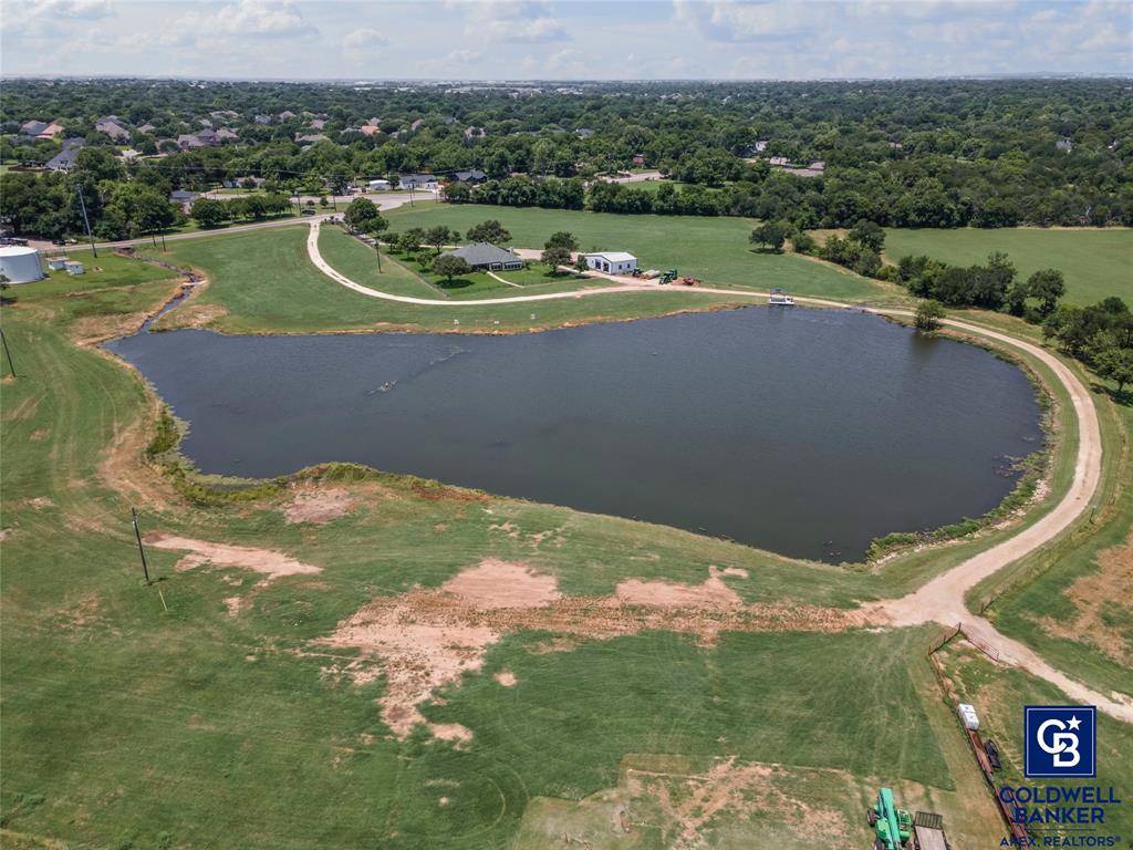 Cleburne, TX 76033,1221 Park N Boulevard