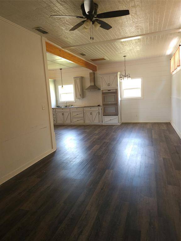 Meridian, TX 76665,307 E River