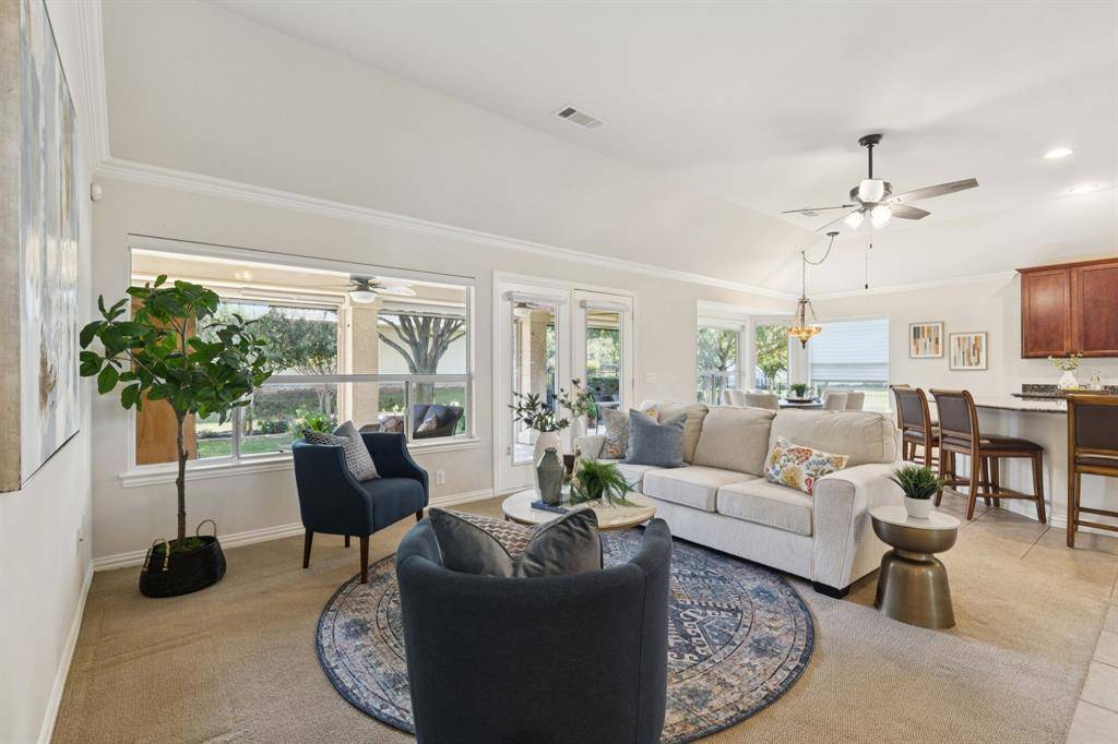 Denton, TX 76207,11001 Southerland Drive