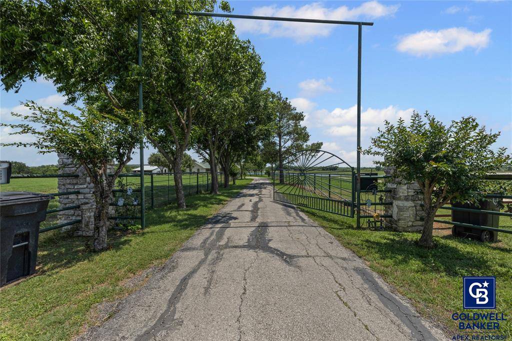 Cleburne, TX 76033,1221 Park