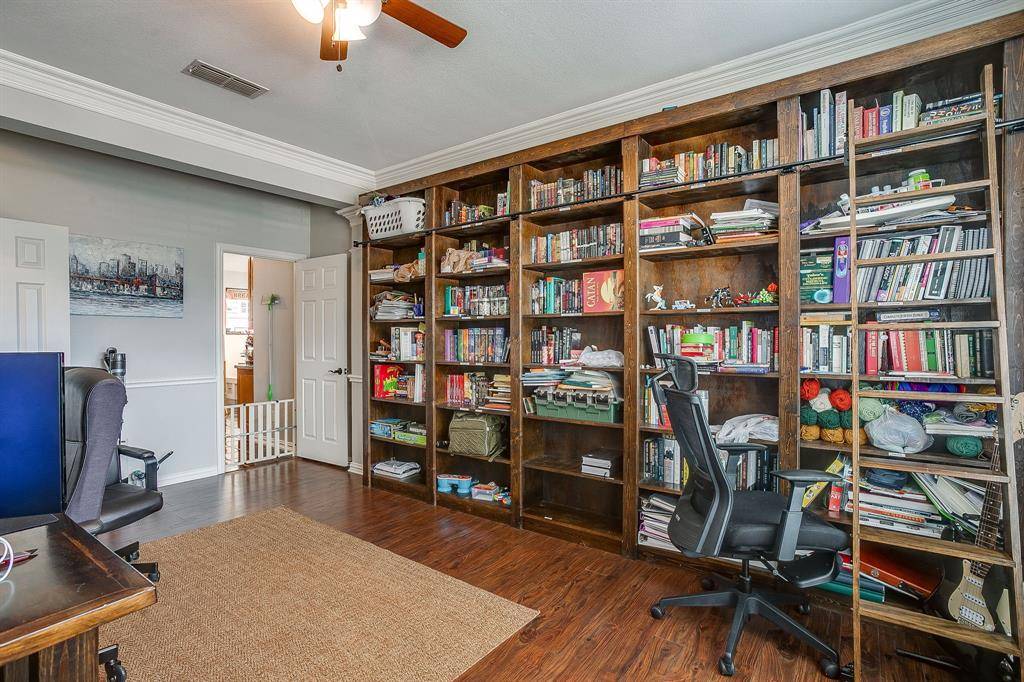 Arlington, TX 76001,6602 Fox Glen Drive