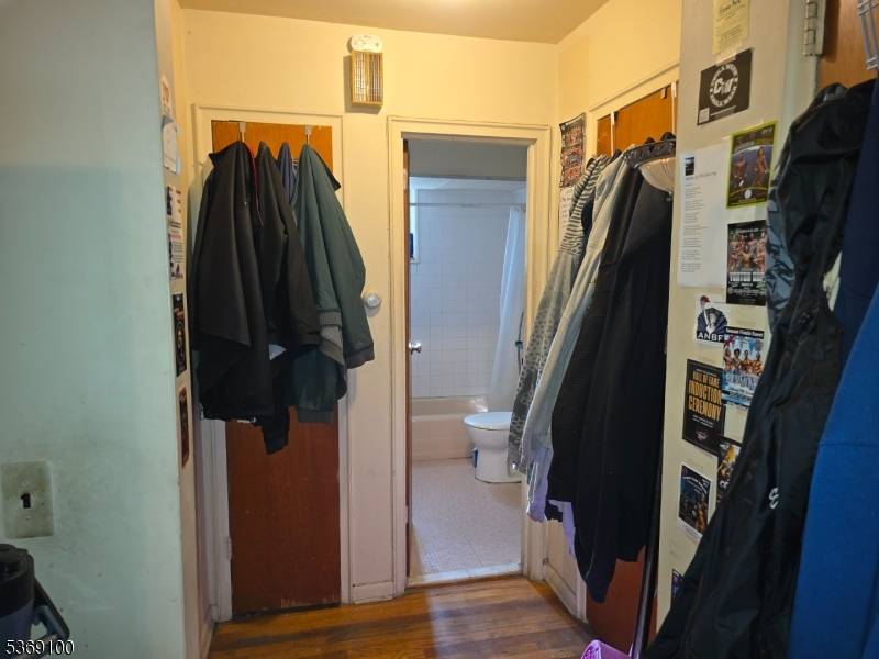 Parsippany-troy Hills Twp., NJ 07034,104 N Beverwyck Rd #7