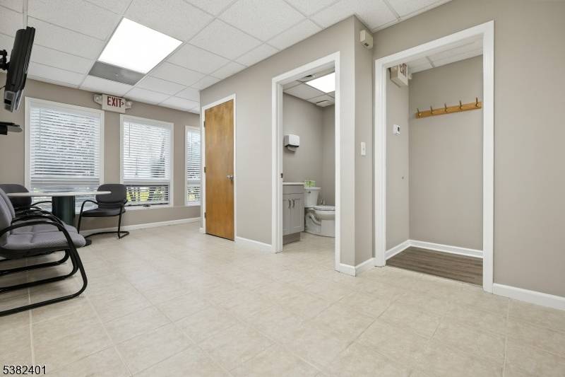 Mountainside Boro, NJ 07092,1124 Springfield Ave