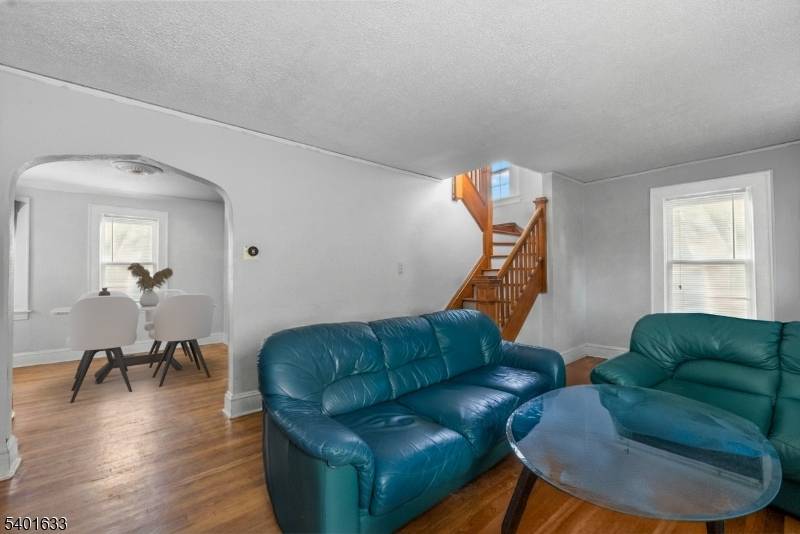 Tenafly Boro, NJ 07670,43 Esmond Pl