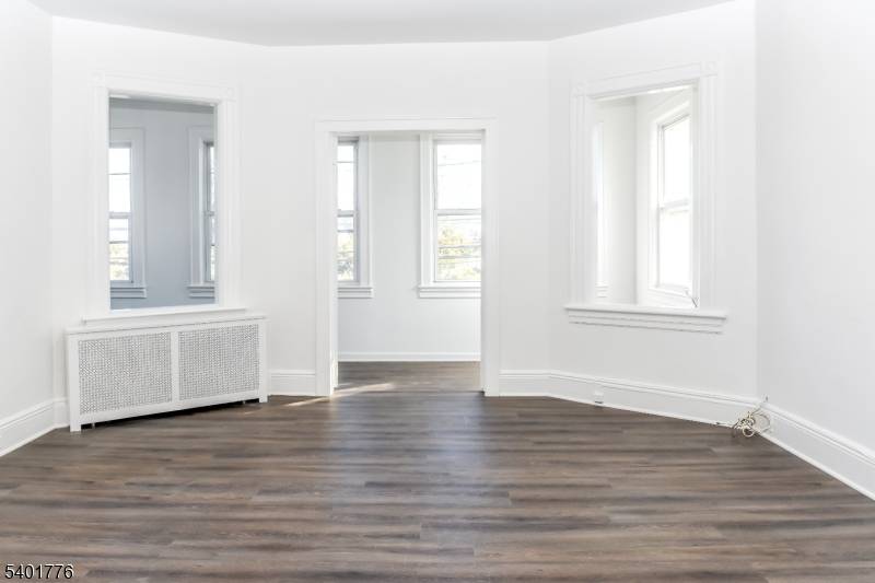 Garfield City, NJ 07026,23 Lincoln Pl #2