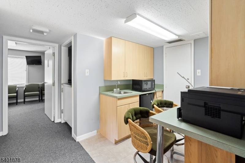 Cranford Twp., NJ 07016,198 North Ave