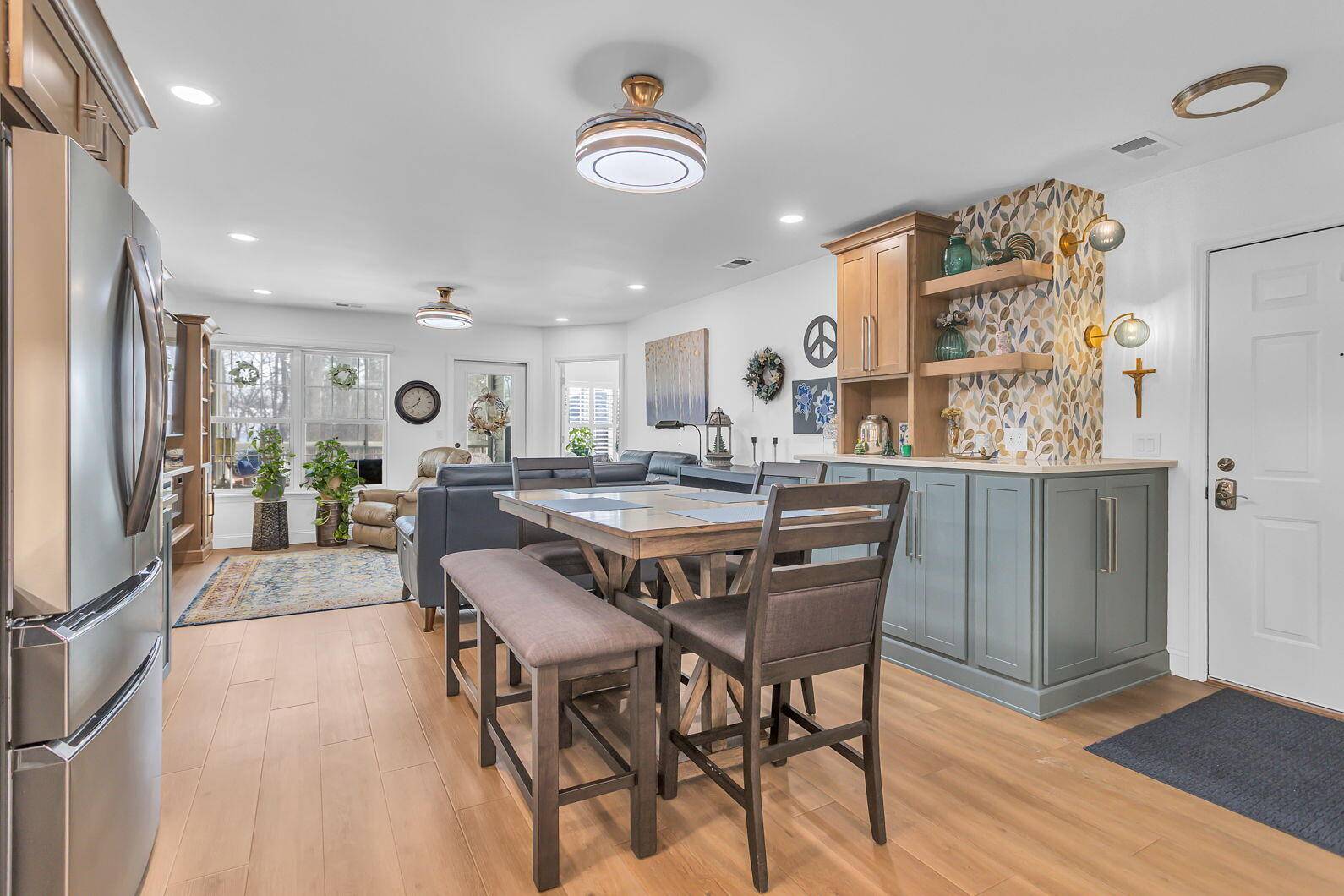 Jackson, MI 49203,783 W Barrington CIR