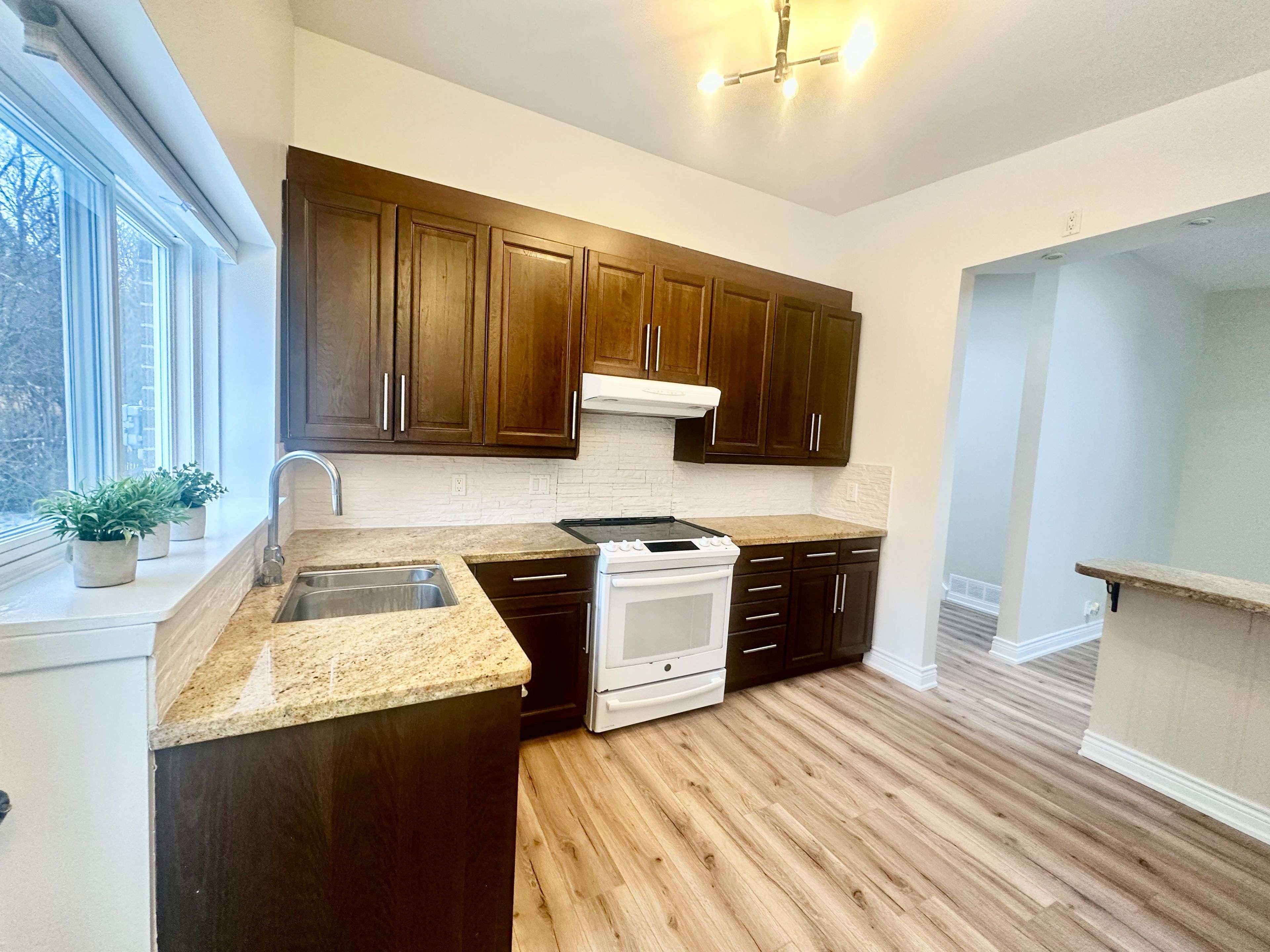 Toronto C13, ON M3A 2C9,69 Roywood DR #Entire House