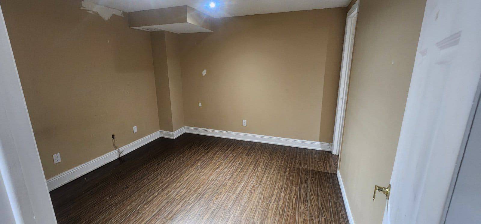 Toronto E11, ON M1X 2B2,5 Turtledove GRV