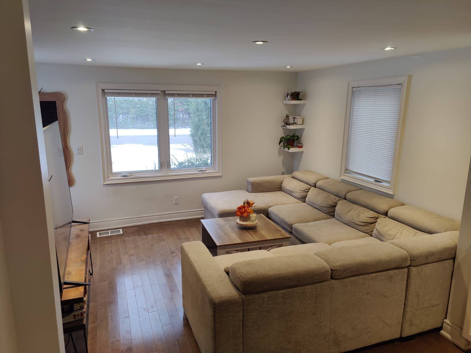 Richmond Hill, ON L4C 3R7,83 Arnold CRES