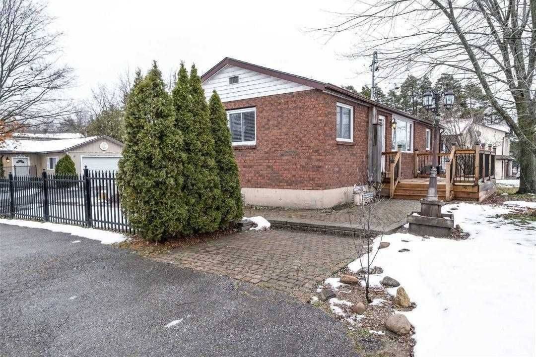 Innisfil, ON L9S 2E5,2267 25th Side RD