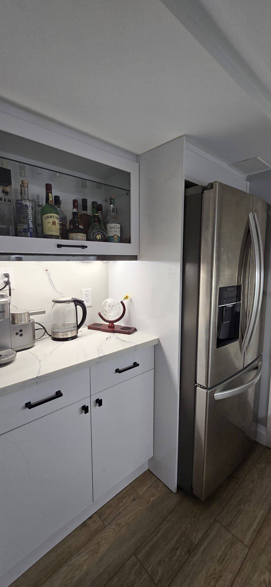 Toronto W10, ON M9V 2R7,21 Bentwick CRES