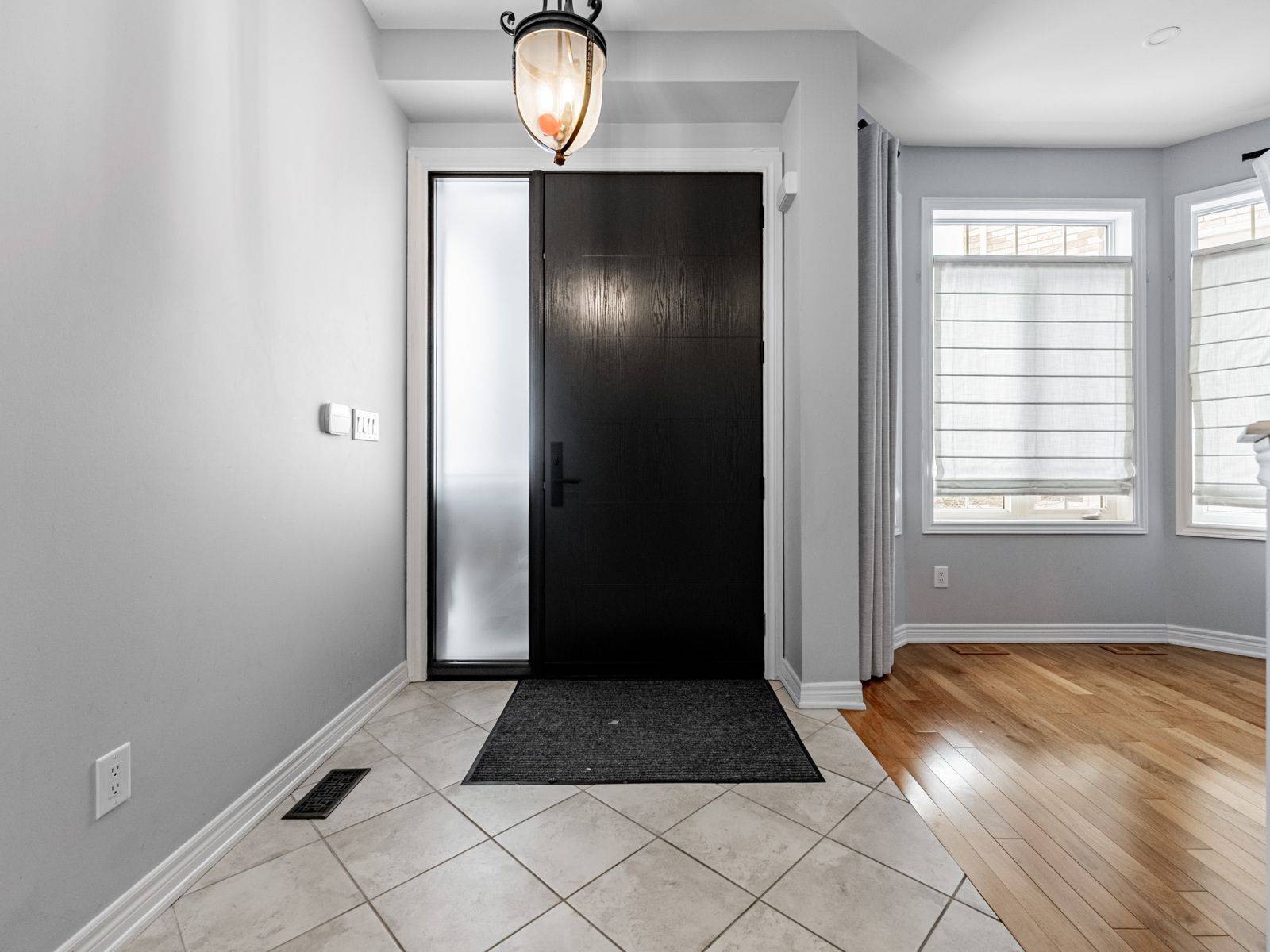 Burlington, ON L7M 0G7,4622 Ethel RD