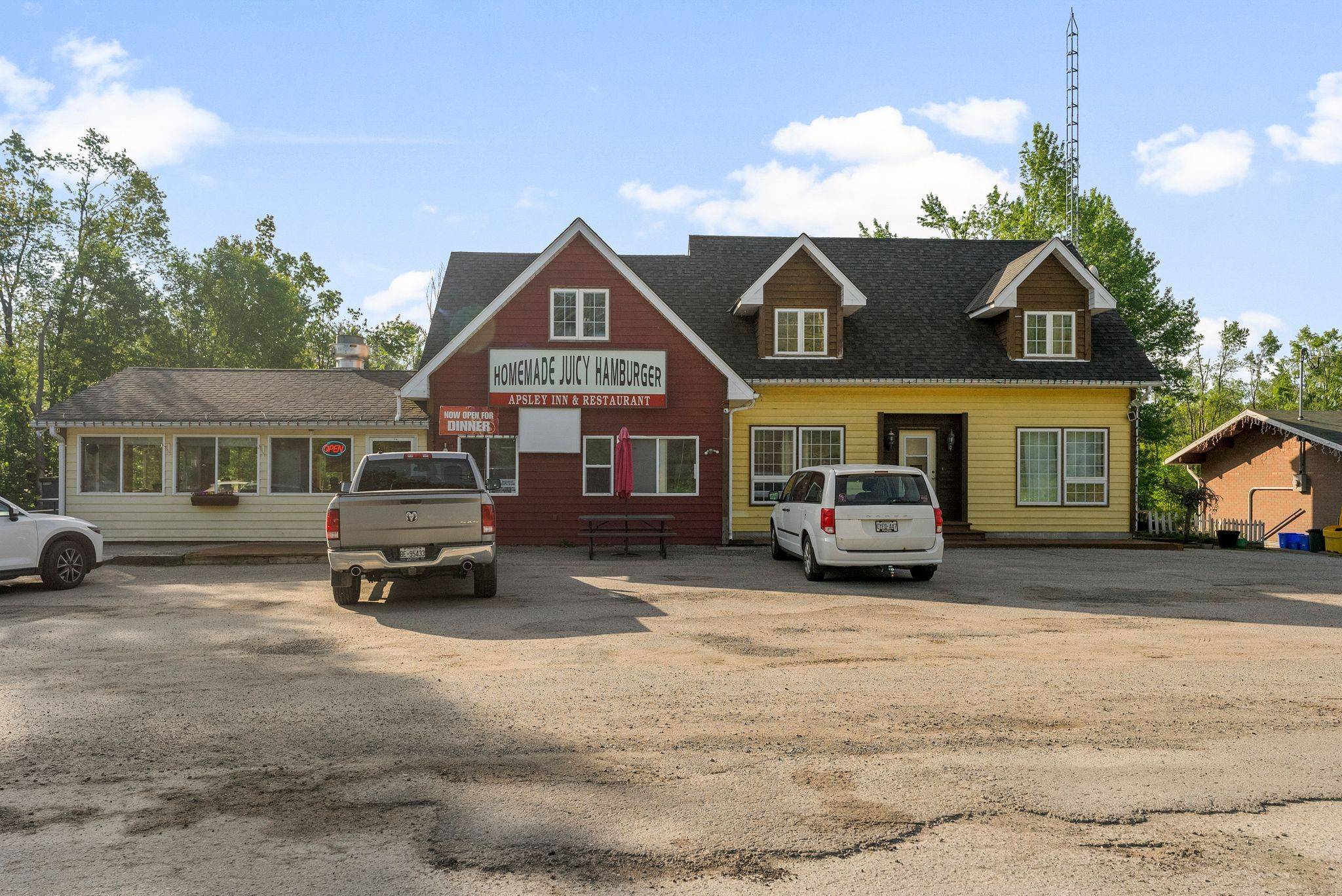 North Kawartha, ON K0L 1A0,10101 Hwy 28 N/A