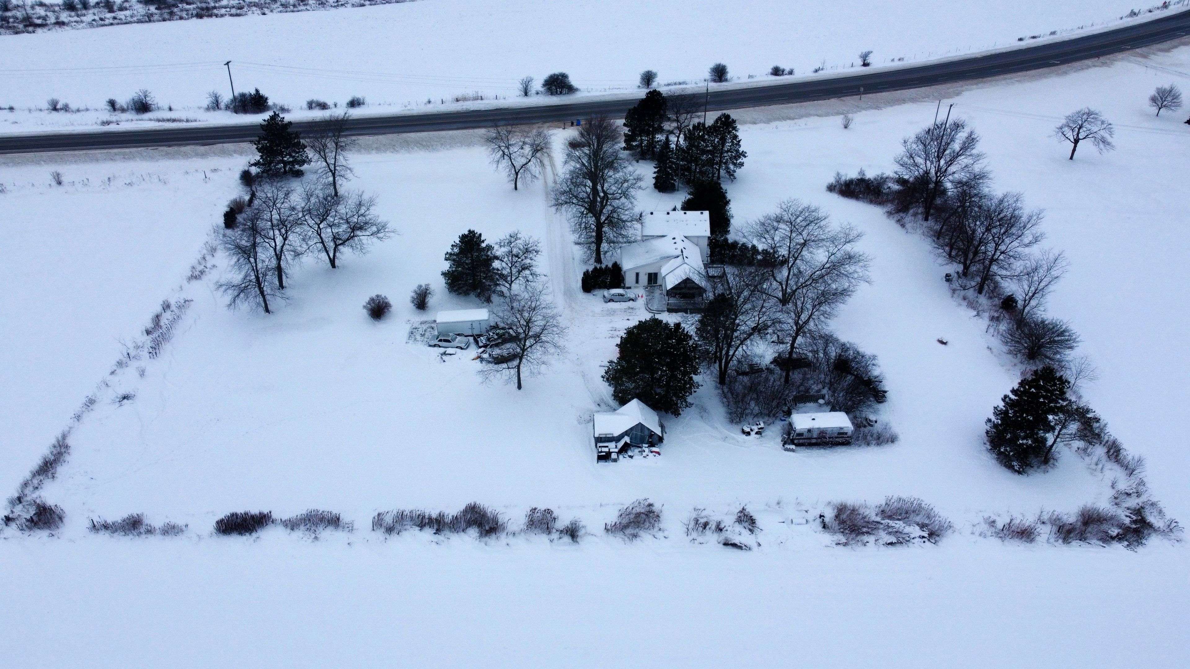 29800 Centre RD, Adelaide Metcalfe, ON N7G 3H7