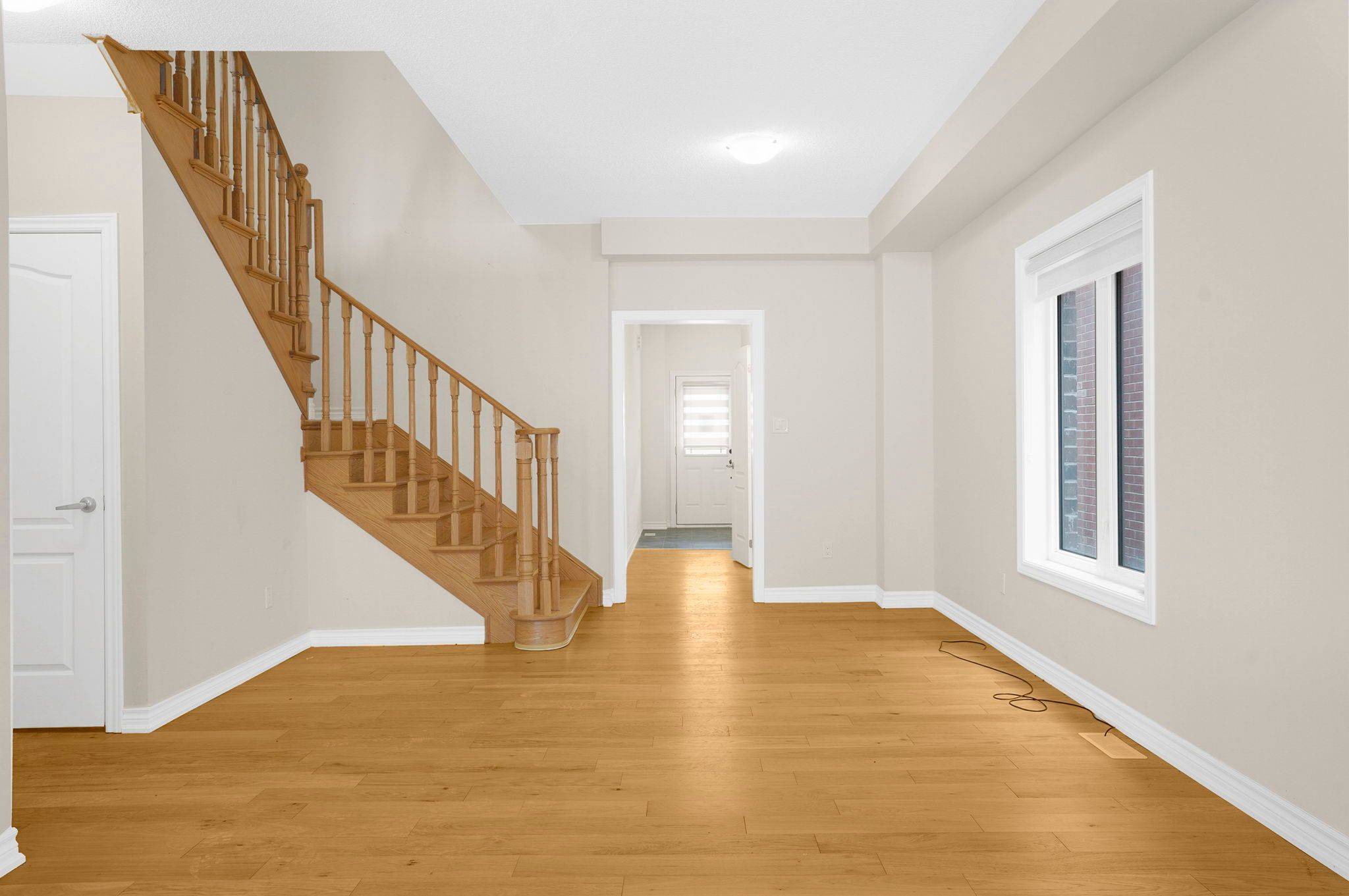 Thorold, ON L2V 0N3,251 Palace ST