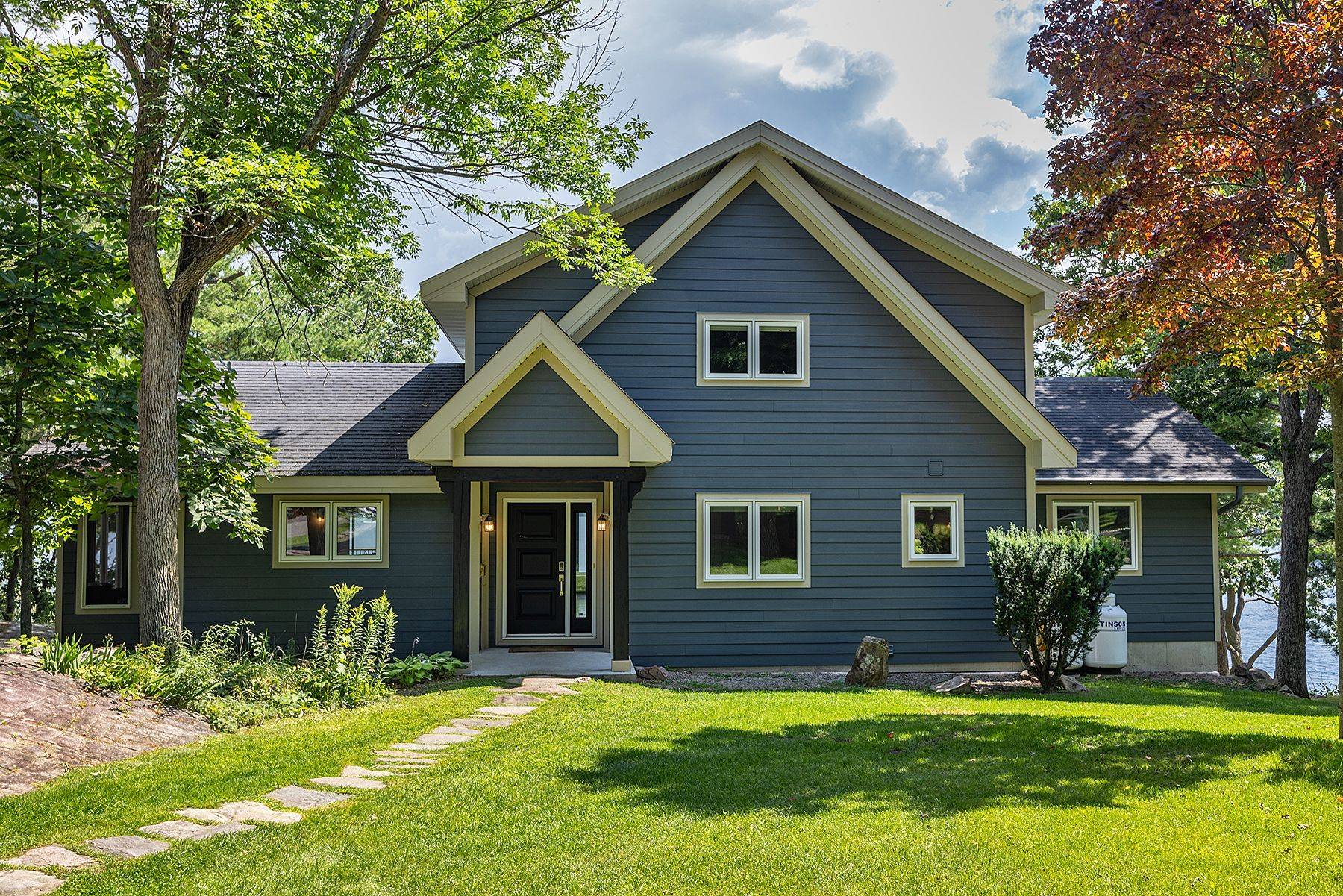 Leeds And The Thousand Islands, ON K0E 1V0,41 RIVERVIEW DR