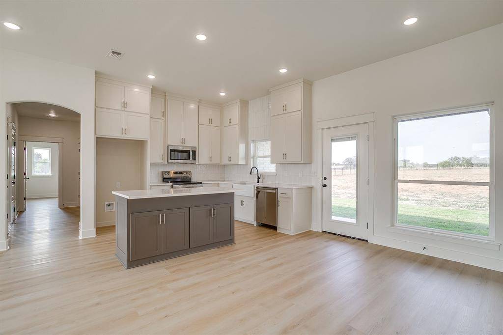 Millsap, TX 76066,205 Jimmy Lane