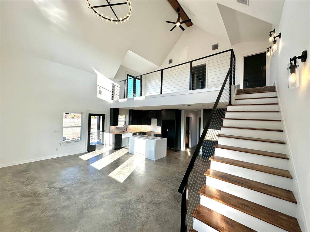 Strawn, TX 76475,1053 Bluff Creek Drive