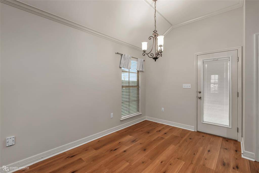 Bossier City, LA 71111,3303 Grand Lake Drive