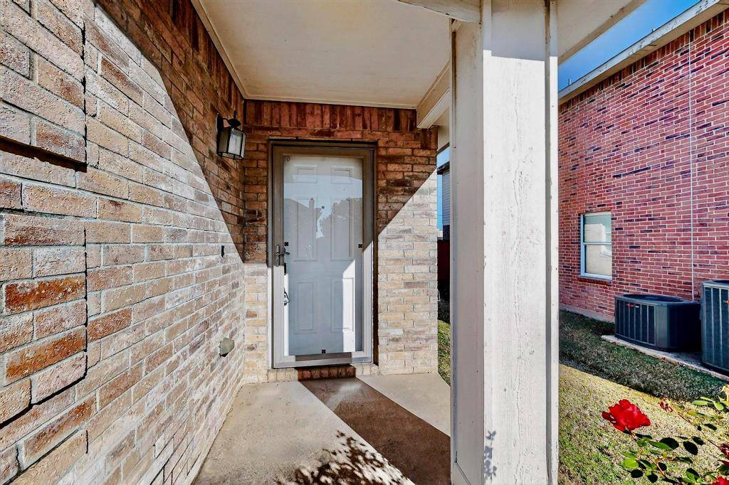 Grand Prairie, TX 75052,2016 Swenson Court