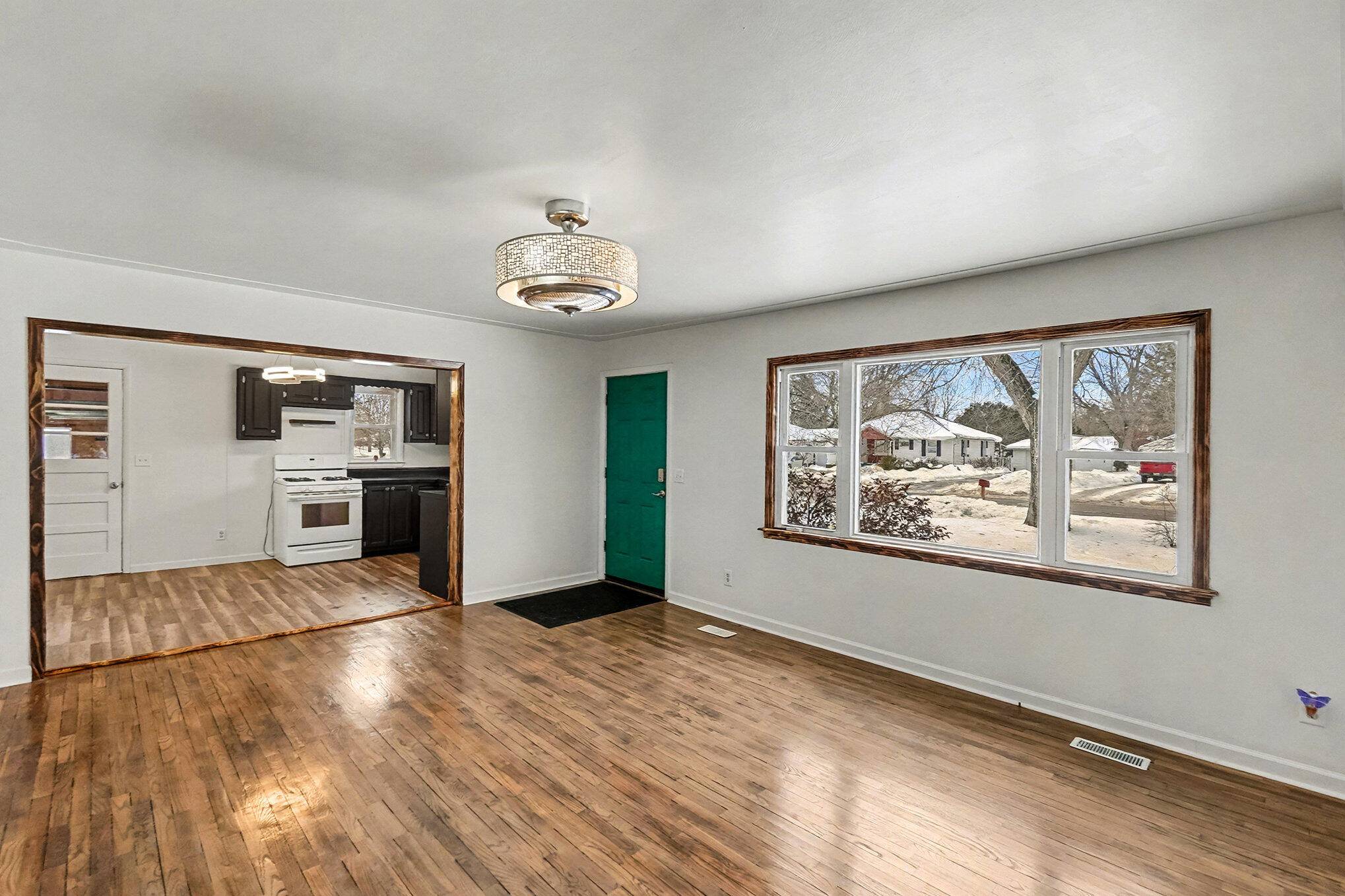 Evart, MI 49631,818 N Main ST