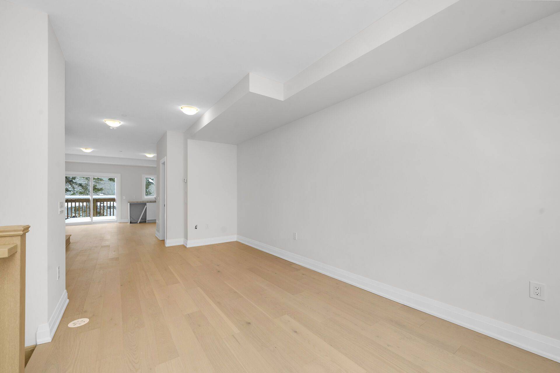 Clarington, ON L1B 1J2,63 Marret LN #Unit 16