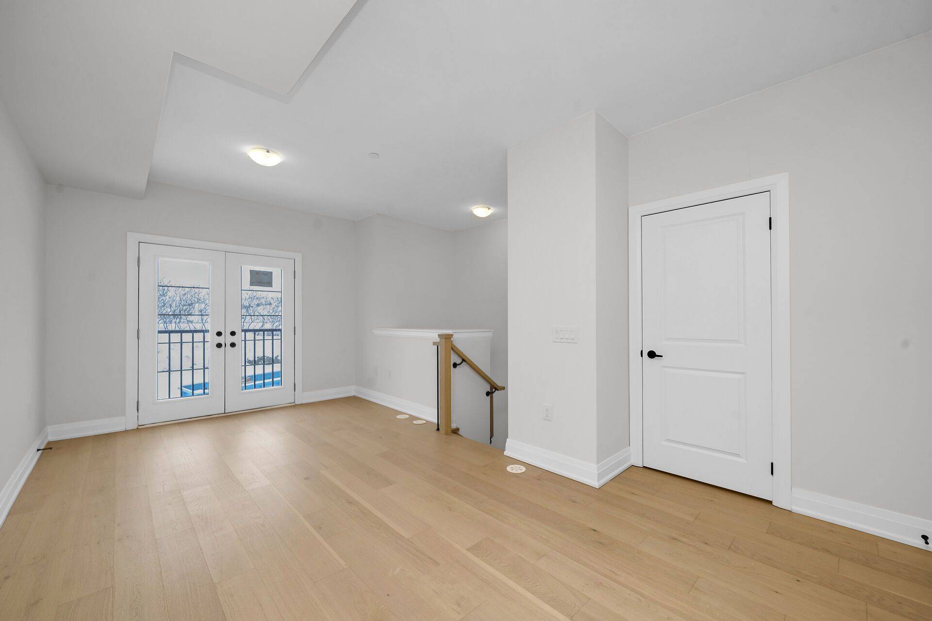 Clarington, ON L1B 1J2,63 Marret LN #Unit 16