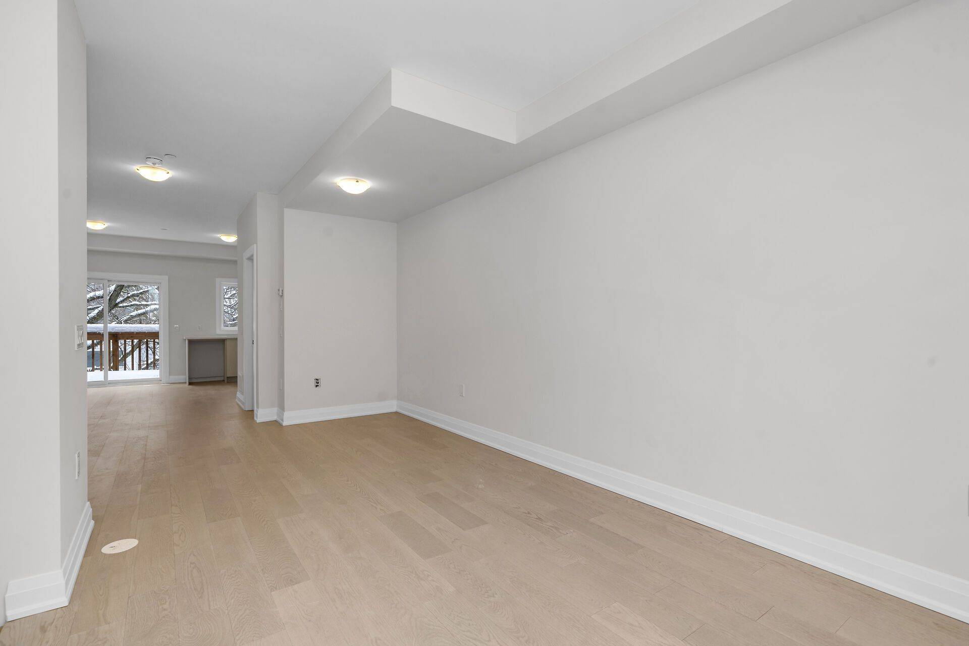 Clarington, ON L1B 1J2,39 Marret LN #Unit 10