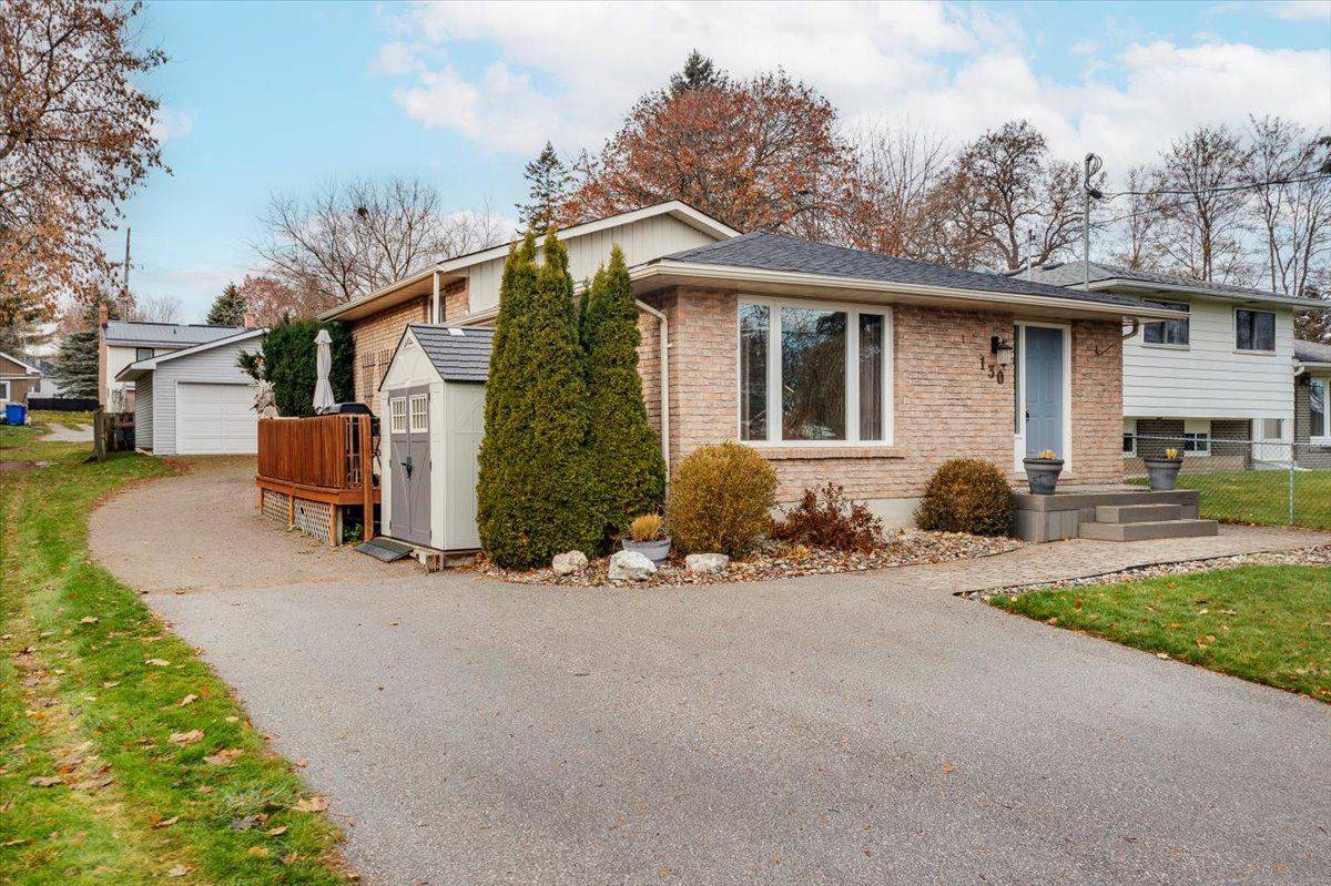 East Gwillimbury, ON L9N 1K9,130 Peter ST