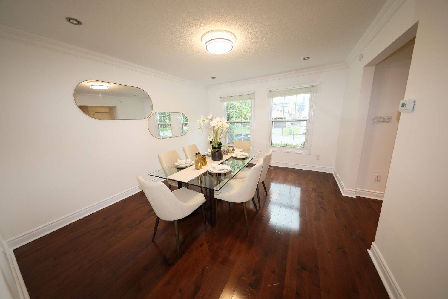 Markham, ON L3R 3Y8,26 Ferndell CIR