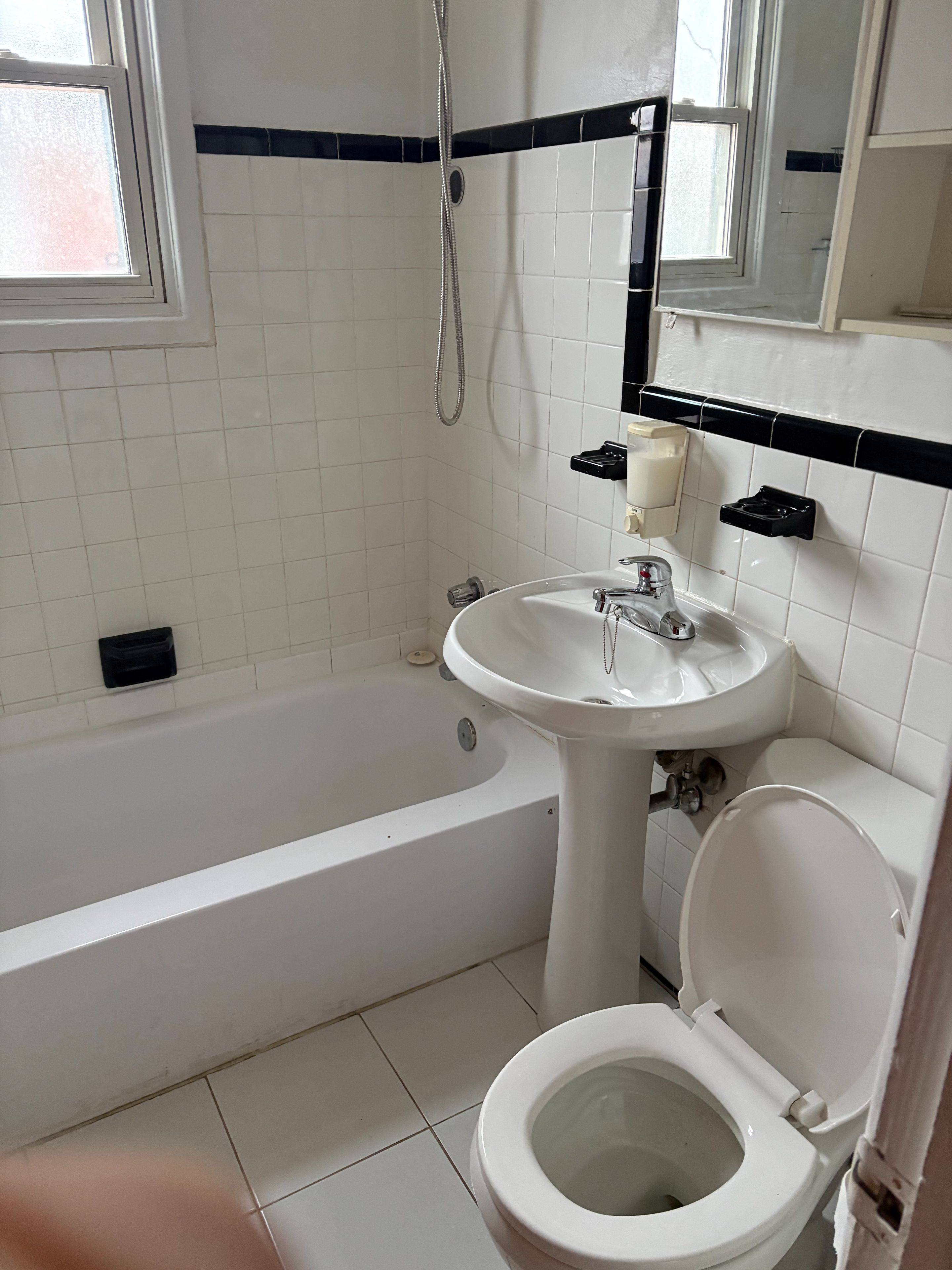 Toronto W02, ON M6P 2J8,85 Keele ST #2nd Floor