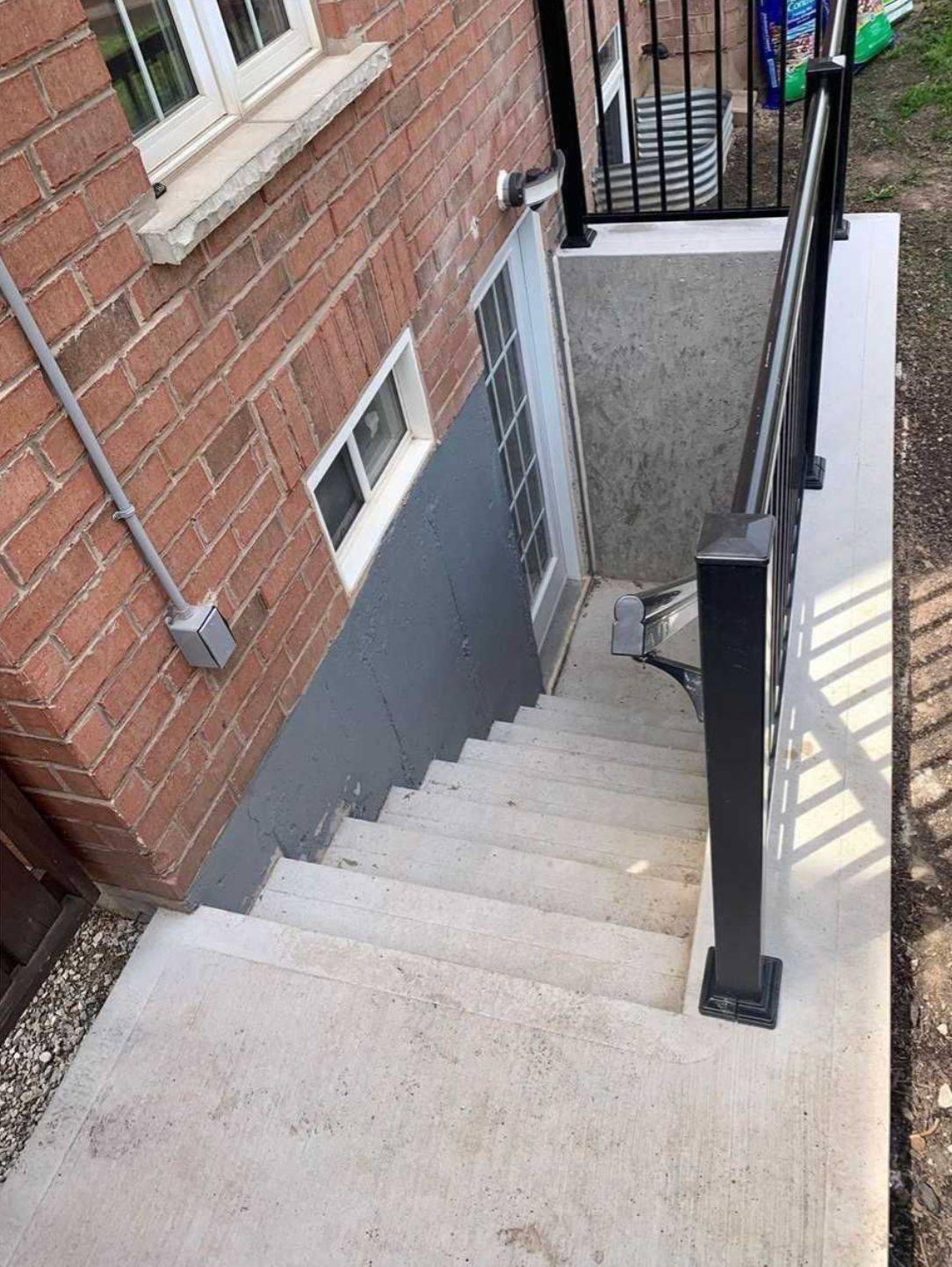 Oakville, ON L6L 0B9,227 Nautical BLVD #B