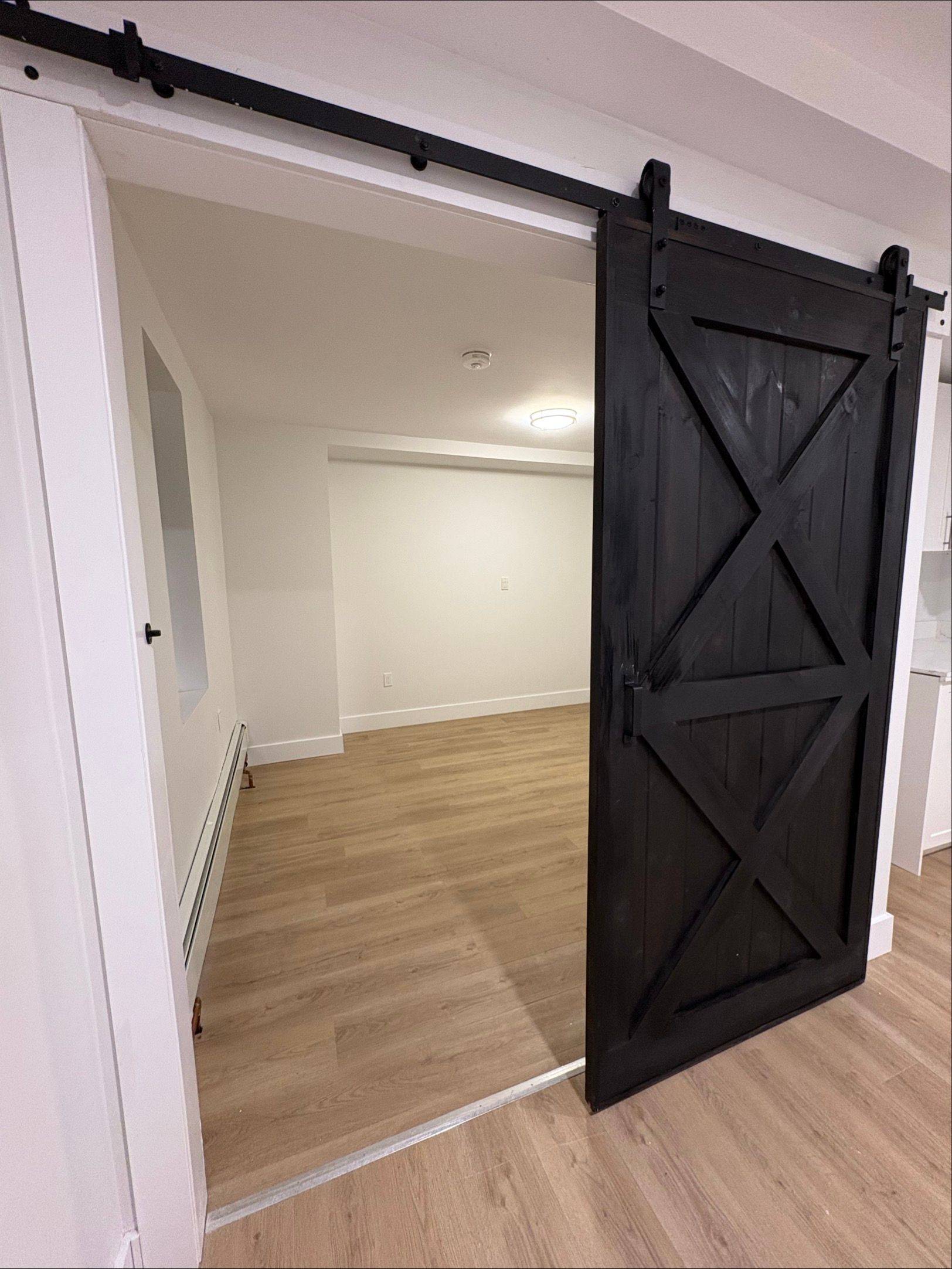 Port Colborne, ON L3K 4J3,803 King ST #2