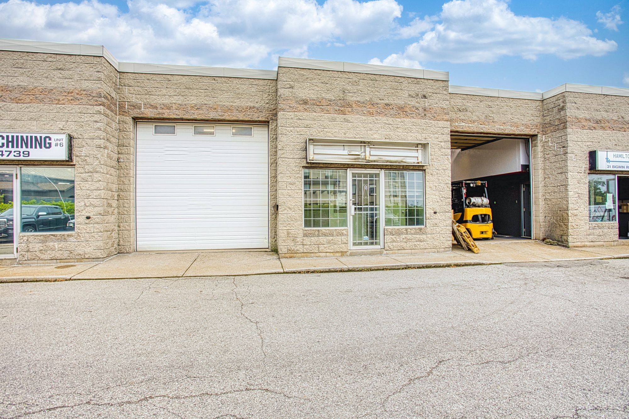 Hamilton, ON L8W 3R3,31 Bigwin RD #5