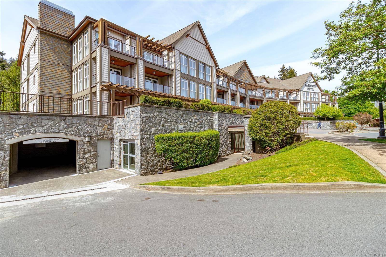 Langford, BC V9B 6S1,1376 Lynburne Pl #218-220 B