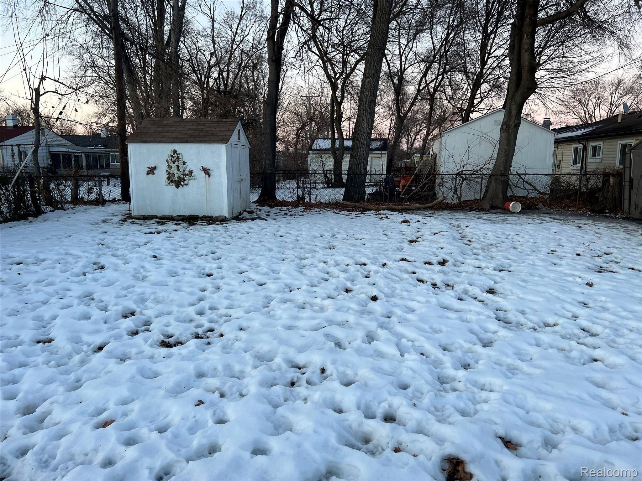 Oak Park, MI 48237,21901 Dante ST