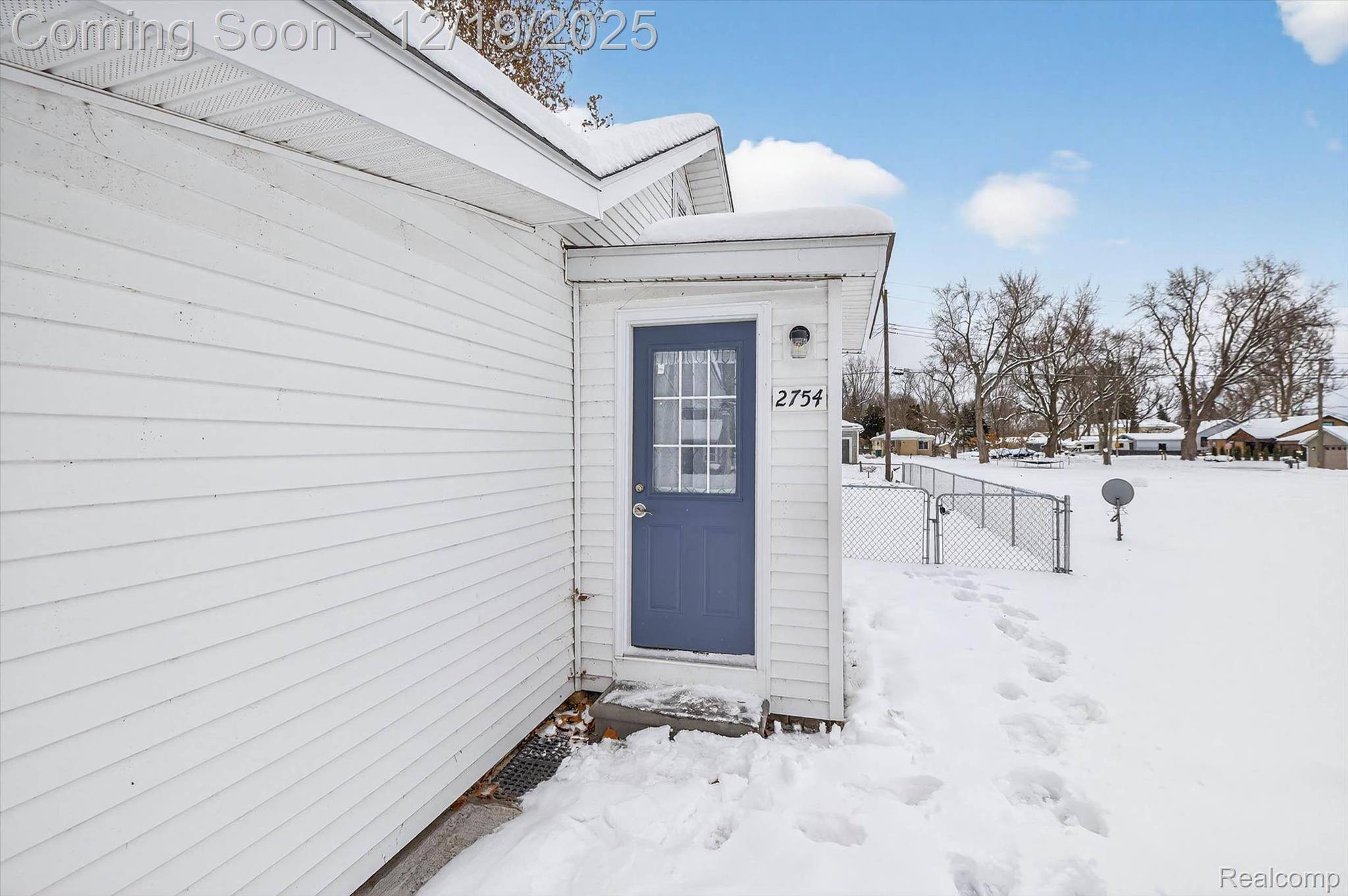 Highland, MI 48356,2754 Fishermans DR