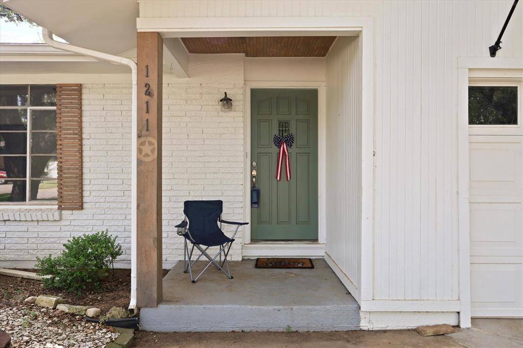 Cleburne, TX 76033,1211 Greenbriar Lane