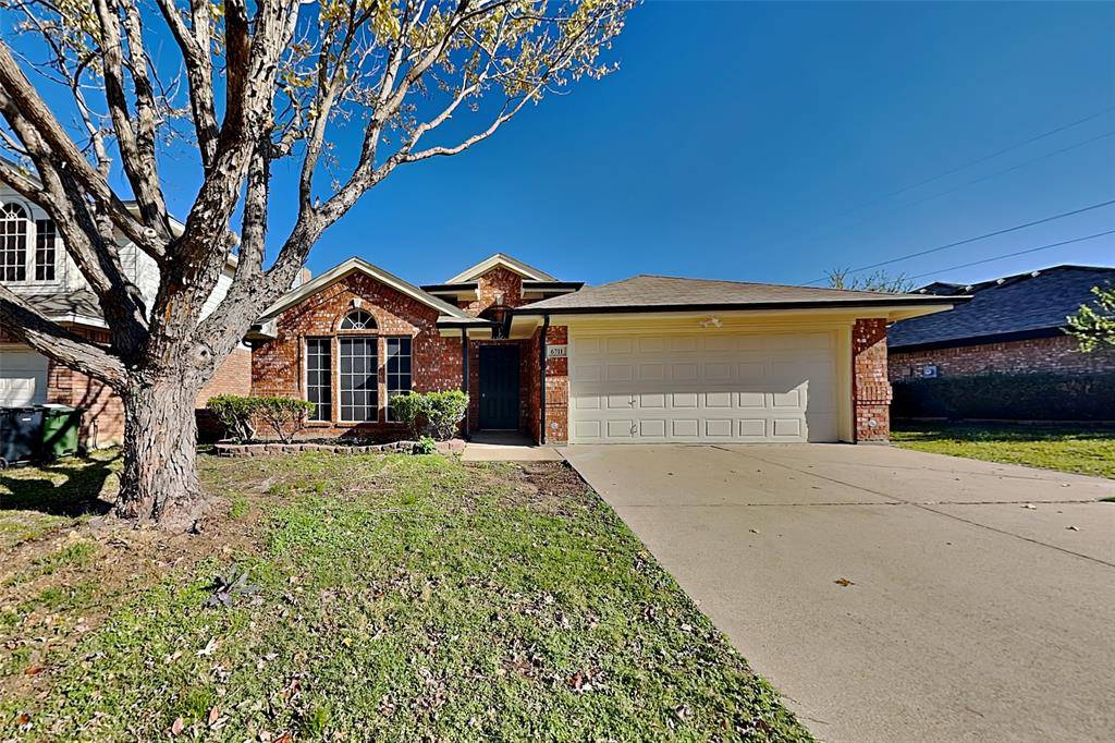 Arlington, TX 76002,6711 Pax Court